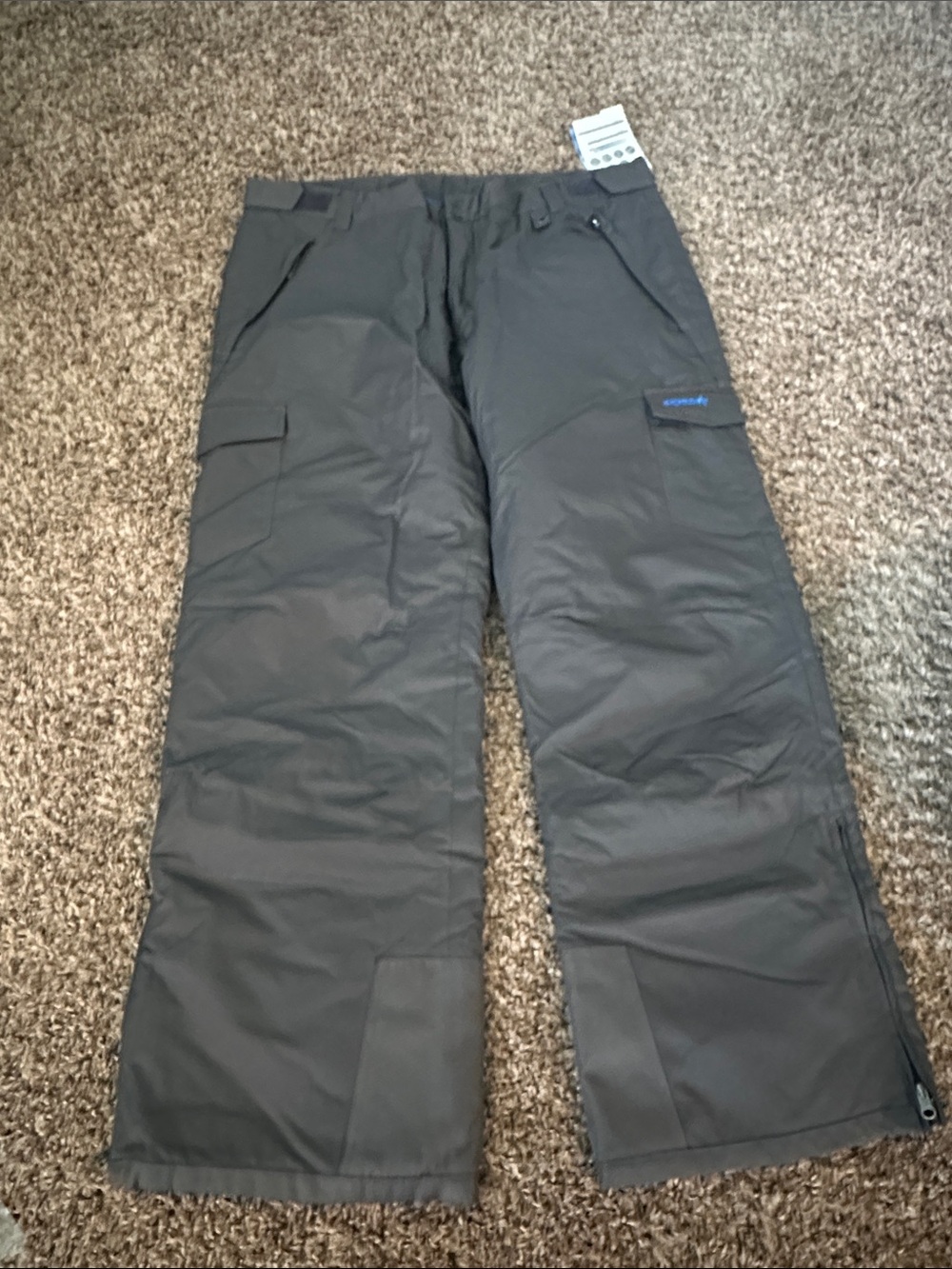 Men’s snow sports insulated cargo pants size XXL